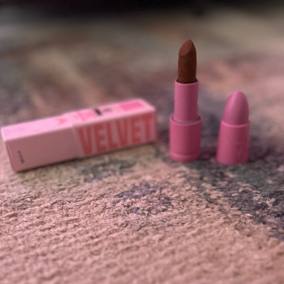 New lipstick - Picture 4 of 4